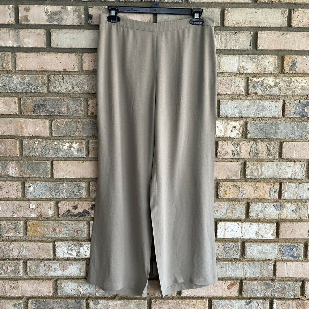 Women’s Eileen Fisher Silk Georgette Crepe Cropped Pants Taupe Size 8